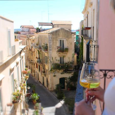 Casa Al Teatro Apartment Syracuse ภายนอก รูปภาพ