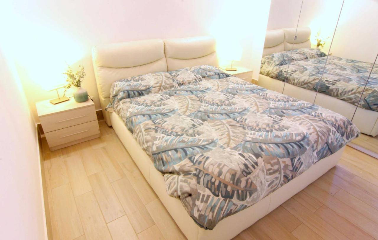 Casa Al Teatro Apartment Syracuse ภายนอก รูปภาพ
